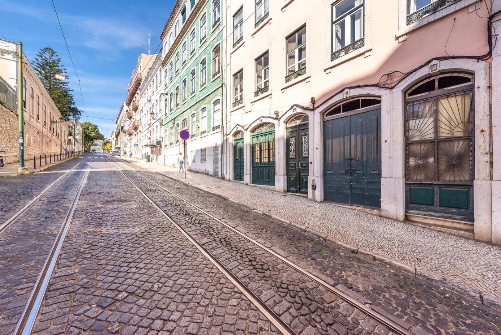 Апартаменти Guestready - Porta De Alfama, For Up To 6 Guests! Лісабон Екстер'єр фото